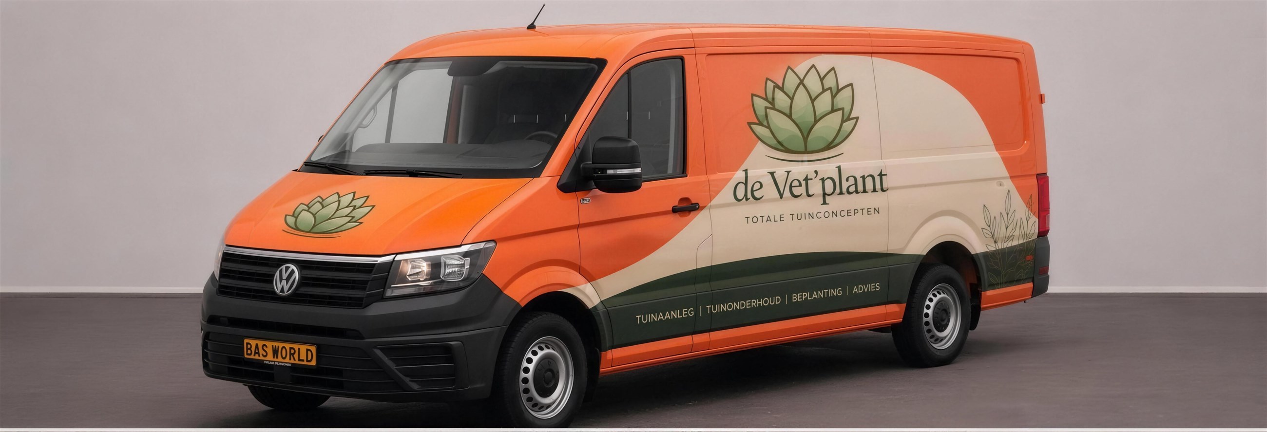 Werkbus en materiaal van de Vet'plant, tuinman actief in heel de Kempen